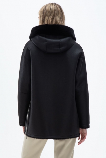 Миниатюра фотографии Женская двухсторонняя дубленка из эко кожи с капюшоном