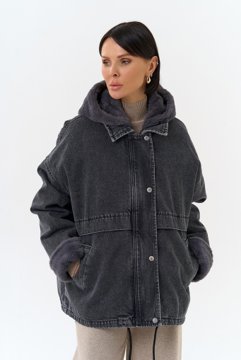 Миниатюра фотографии Женская утепленная джинсовая куртка с отделкой из эко меха