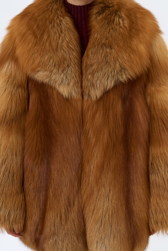 Миниатюра фотографии Шуба из рыжей лисы