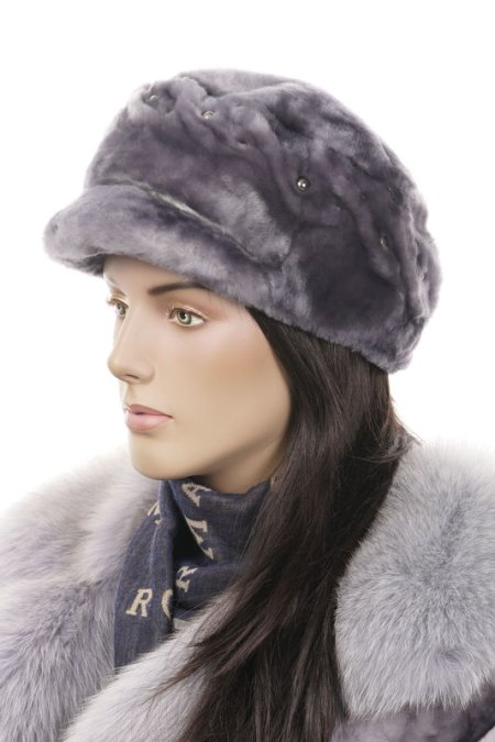 Купить Шапка женская из мутона в каталоге