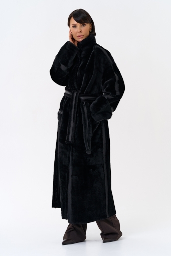 Миниатюра фотографии Женская двухсторонняя дубленка с воротником стойкой