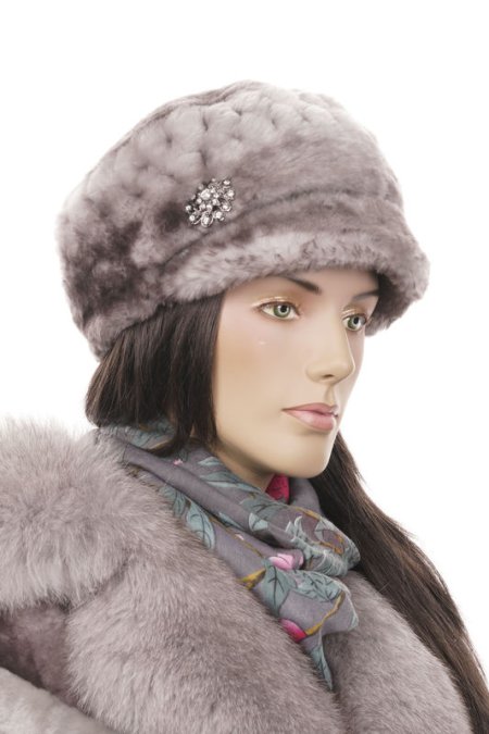 Купить Шапка женская из мутона в каталоге