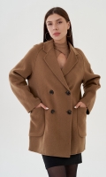 Миниатюра фотографии Пальто женское укороченное с английским воротником