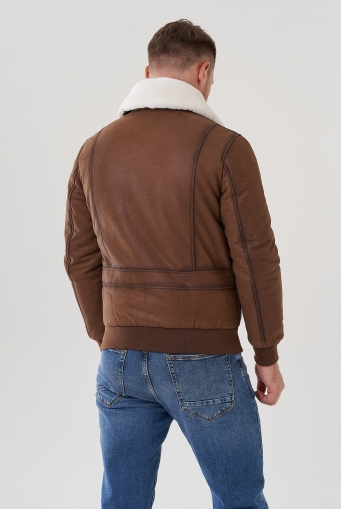 Миниатюра фотографии Мужская куртка из натуральной кожи 