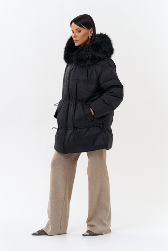 Миниатюра фотографии Женский пуховик с отделкой из искусственного меха