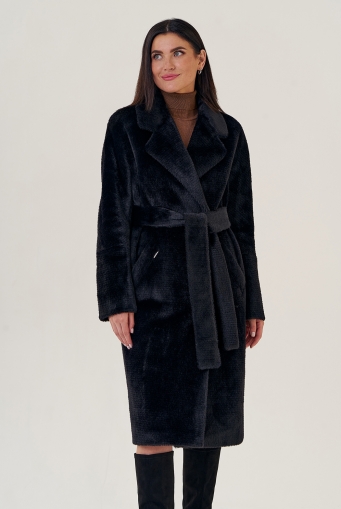 Миниатюра фотографии Женское ворсовое пальто в черном цвете