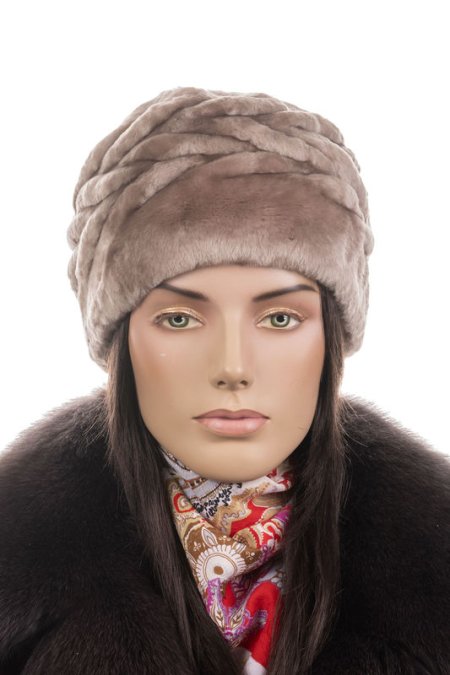 Купить Шапка женская из мутона в каталоге