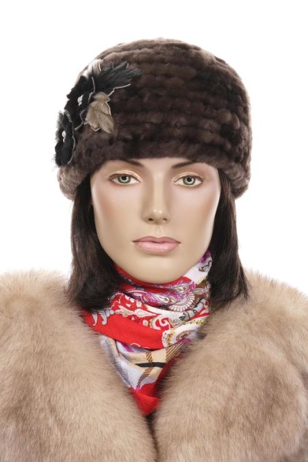 Купить Шапка женская из овчины в каталоге