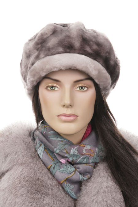 Купить Шапка женская из мутона в каталоге
