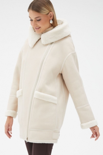 Миниатюра фотографии Женская удлиненная дубленка из эко кожи