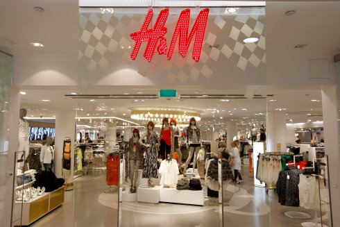 H & M