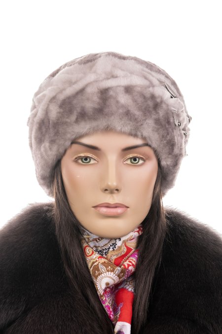 Купить Шапка женская из мутона в каталоге