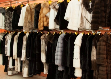 Магазин Ласка, где можно купить верхнюю одежду в России