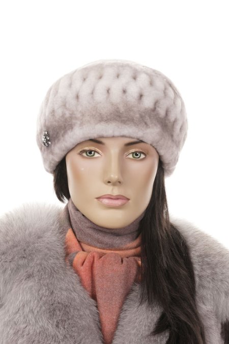 Купить Шапка женская из мутона в каталоге