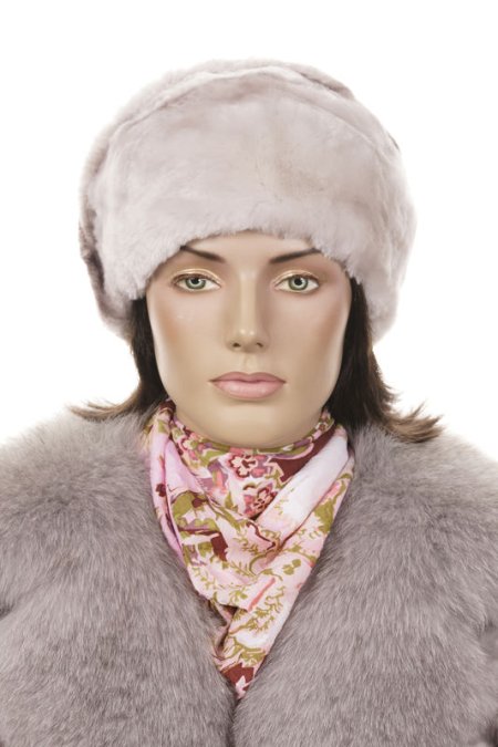 Купить Шапка женская из мутона в каталоге