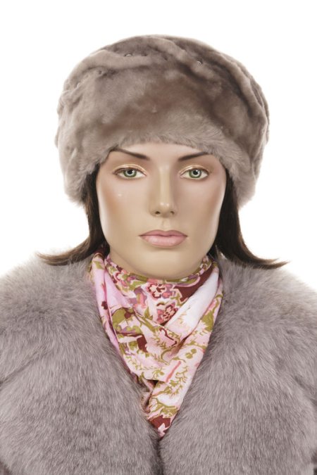 Купить Шапка женская из мутона в каталоге