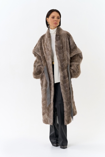 Миниатюра фотографии Шуба из меха норки с поясом