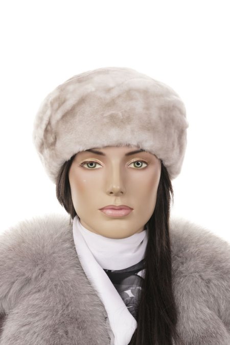 Купить Шапка женская из мутона в каталоге
