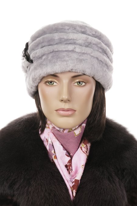 Купить Шапка женская из мутона в каталоге