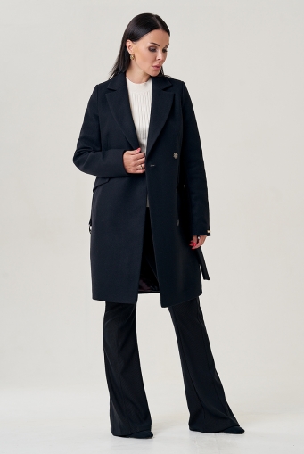 Миниатюра фотографии Приталенное женское пальто в черном цвете
