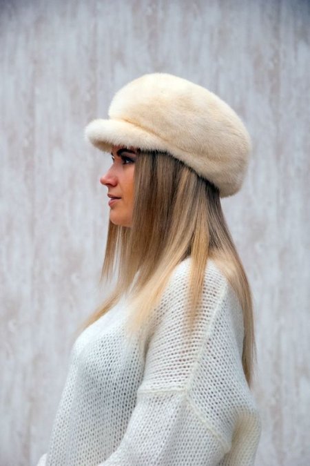 Купить Шапка женская из норки в каталоге