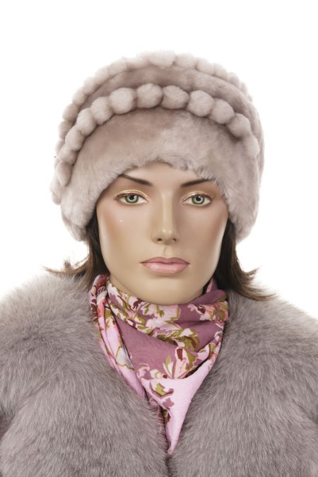 Купить Шапка женская из мутона в каталоге