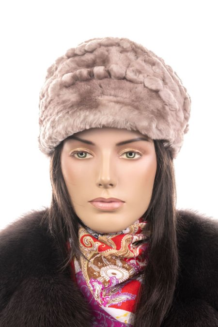 Купить Шапка женская из мутона в каталоге