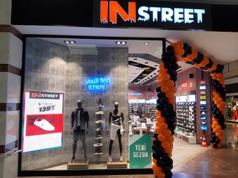 Instreet collezione