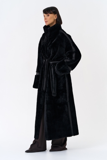 Миниатюра фотографии Женская двухсторонняя дубленка с воротником стойкой