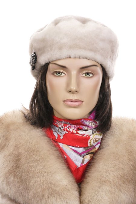 Купить Шапка женская из овчины в каталоге