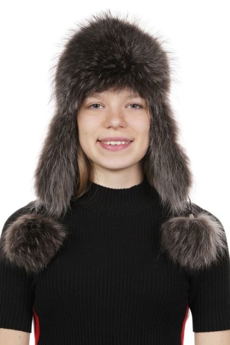Купить Шапка женская из натуральной кожи с енотом в каталоге