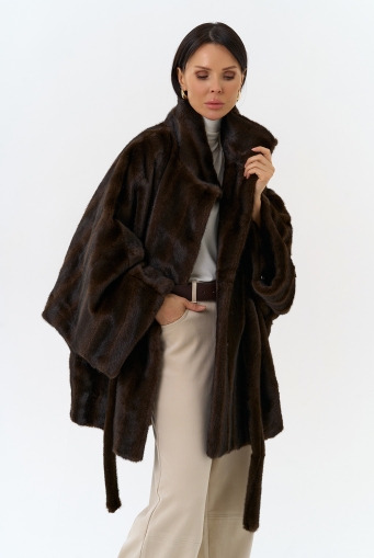 Миниатюра фотографии Женская шуба из эко меха с воротником стойкой