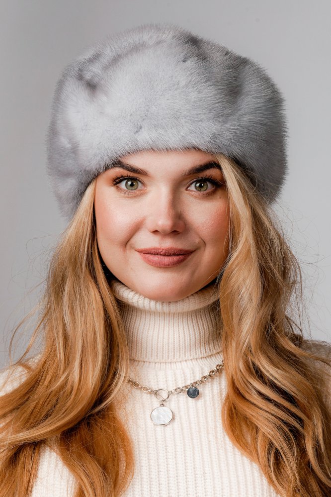 Миниатюра фотографии Шапка женская из норки