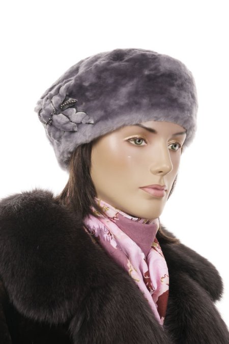 Купить Шапка женская из мутона в каталоге