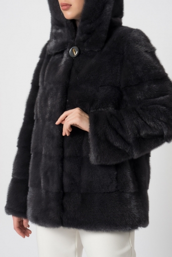 Миниатюра фотографии Куртка из меха норки с капюшоном