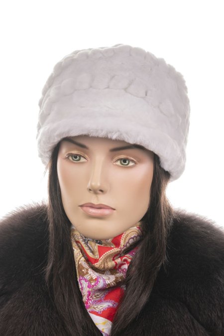 Купить Шапка женская из мутона в каталоге