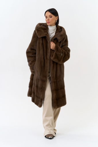 Миниатюра фотографии Шуба из меха норки с капюшоном