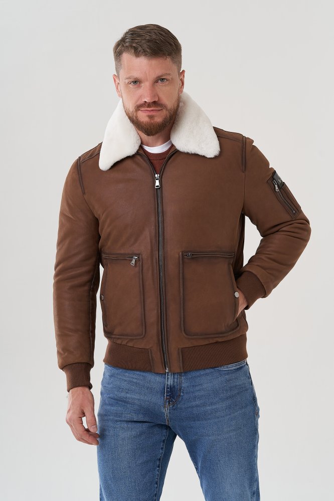Миниатюра фотографии Мужская куртка из натуральной кожи 