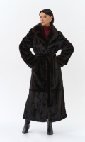 Миниатюра фотографии Длинная шуба из меха норки с английским воротником