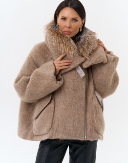 Купить Женский пуховик с отделкой из меха блюфрост в каталоге