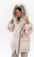 Миниатюра фотографии Женский пуховик с капюшоном из меха лисы