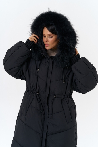 Миниатюра фотографии Женский пуховик с капюшоном из меха чернобурки