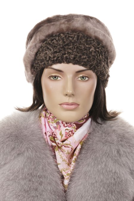 Купить Шапка женская из мутона в каталоге