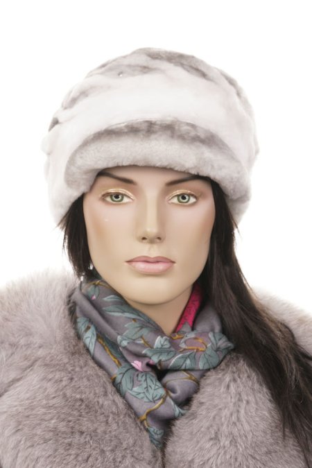 Купить Шапка женская из мутона в каталоге