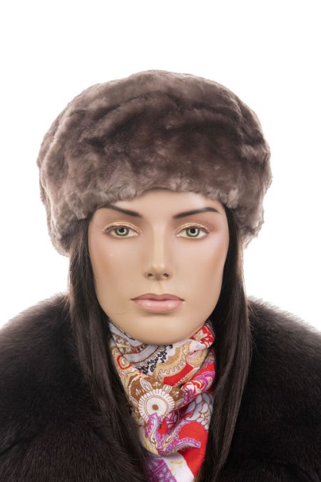 Купить Шапка женская из мутона в каталоге