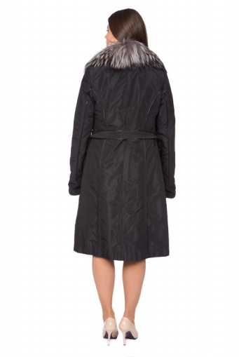 Миниатюра фотографии Женское пальто из текстиля с воротником, отделка лиса