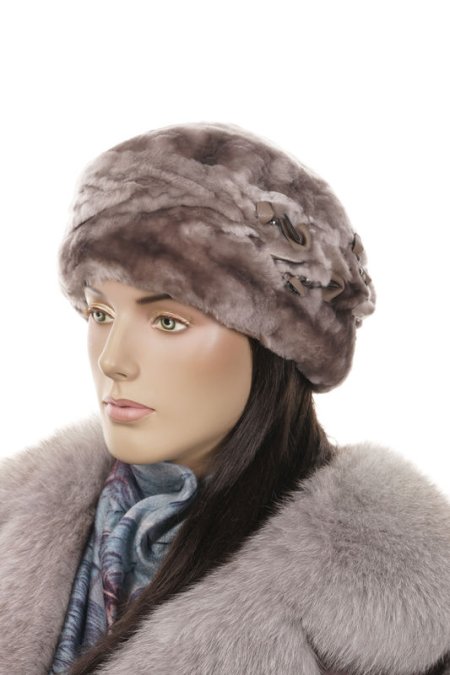 Купить Шапка женская из мутона в каталоге