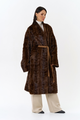 Миниатюра фотографии Шуба из меха норки с поясом