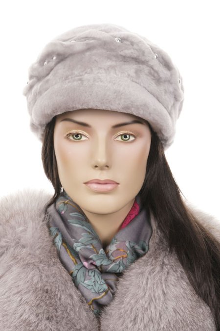 Купить Шапка женская из мутона в каталоге